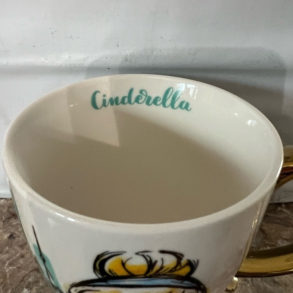 NWT-Disney Cinderella Mug - Picture 3 of 3
